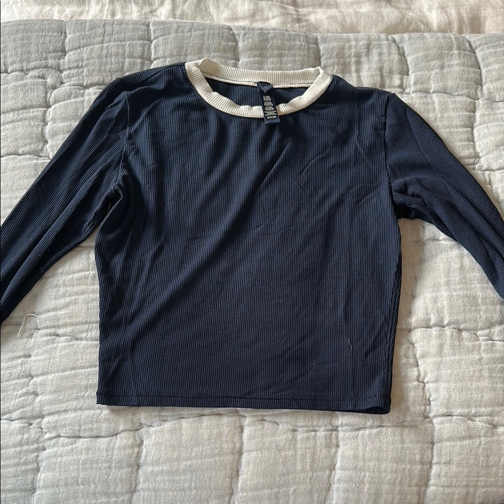 Skims top